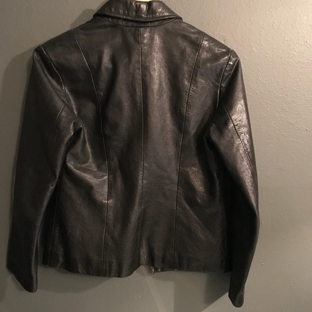 Leather jacket - Picture 3 of 3